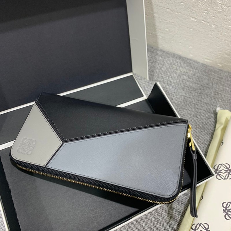 人気急上昇ロエベ 財布 パズル スーパーコピー ラウンドジップ ウォレット lof79583激安送料無料
