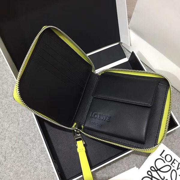 超話題!ロエベ◇パズル 偽物 ラウンドジップ二つ折り財布 loi03845N級品