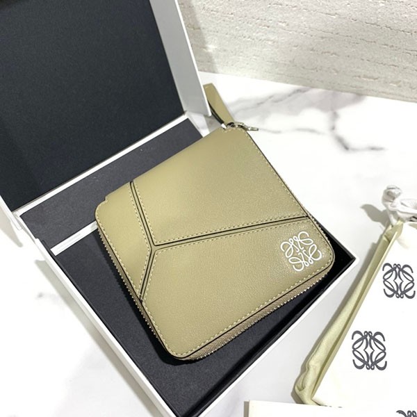 完売必至 ロエベ◇パズル◇ラウンドジップ二つ折り財布 偽物 loj61297通販
