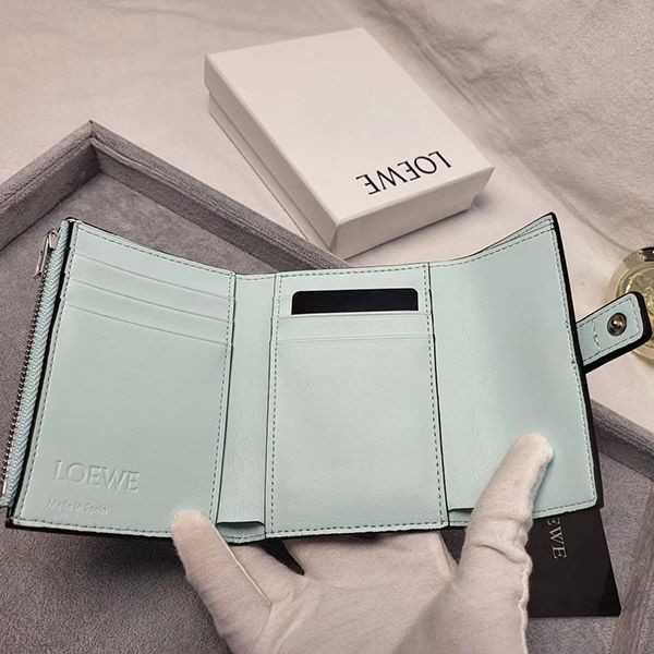 激安価格！ロエベ バーティカル ウォレット コピー スモール ミニ財布 lok39067高い品質