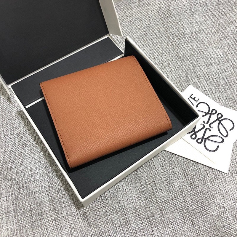 定番【ロエベ ウォレット パロディ】 アナグラム トリフォルド 6 cc ウォレット lok40945高い品質