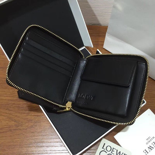 累積売上総額第１位！ロエベ◇パズル◇ラウンドジップ二つ折り財布 コピー lon58093最高級