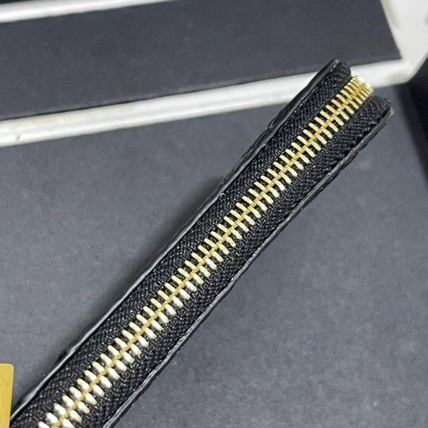 累積売上総額第１位！ロエベ 偽物 リピート ロゴ コイン カードホルダー lor56261N級品