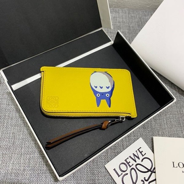 ★日本!!人気！ロエベ★トトロダストバニー コイン カードホルダー 偽物 lot32026激安送料無料