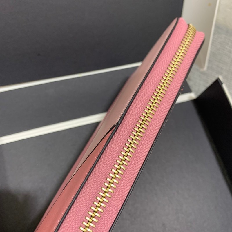 国内即発 ロエベ 財布 パズル 偽物 ラウンドジップ ウォレット lov96806N級品