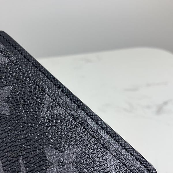 ルイヴィトン 財布 コピー モノグラムエクリプスオーガナイザードゥ ポッシュ LV20218品質保証
