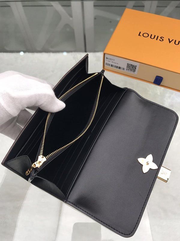 大人気 ルイヴィトン 財布 偽物 ポルトフォイユ フラワー モノグラム M62577N級品