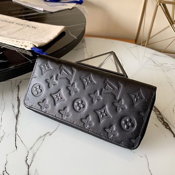 日本未入荷 ルイヴィトン 財布 コピー モノグラム アンプラント ジッピーウォレット ヴェルティカル 長財布 M62902通販