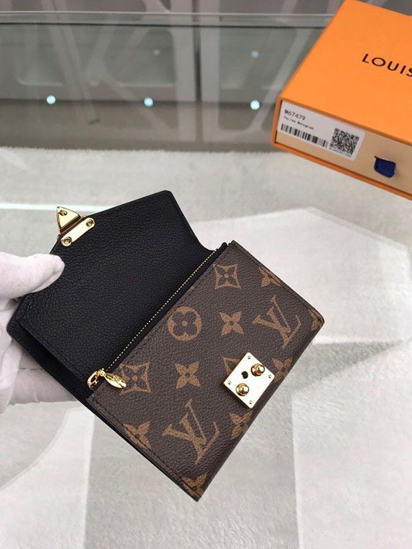 ルイヴィトン 財布 コピー モノグラム 折り財布 ポルトフォイユ・パラス コンパクト M67479激安送料無料