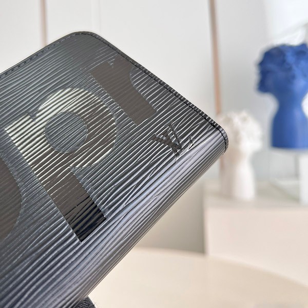シュプリーム ヴィトン 財布 コピー ジッピーウォレット 新作 Epi Leather Zippy Organizer Wallet 黒 M67548激安送料無料