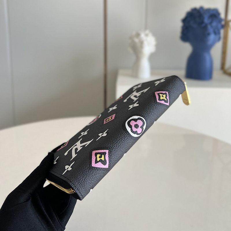 一目惚れ♪​ルイヴィトン ジッピー・ウォレット 長財布  コピー モノグラム 黒系 M80683高い品質