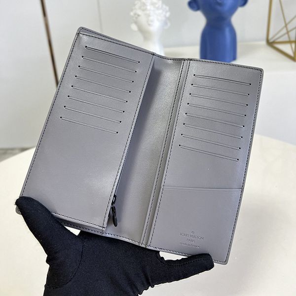 ルイヴィトン 財布 コピー ポルトフォイユ ブラザ モノグラム 二つ折り 全サイズ M81335