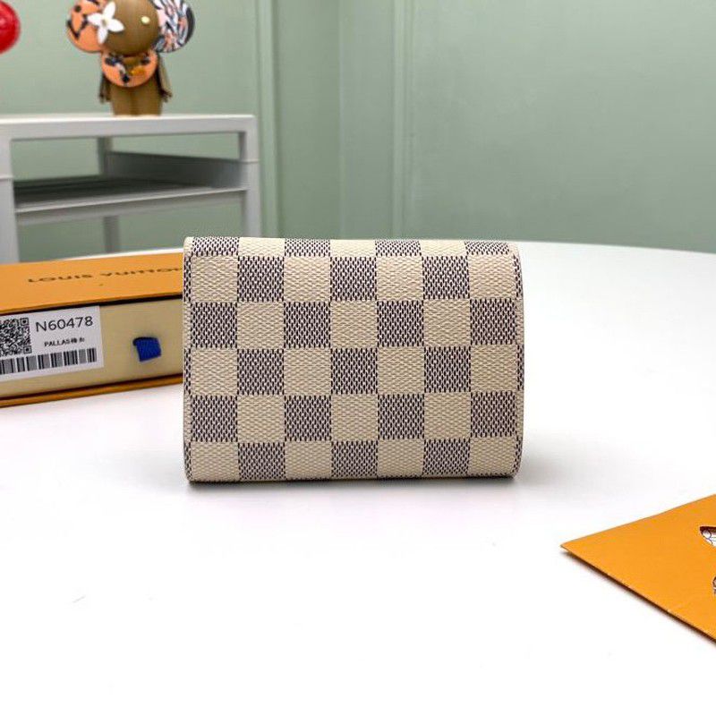 【クリスマス限定】​ルイヴィトン ポルトフォイユヴィクトリーヌ 偽物 N60478人気