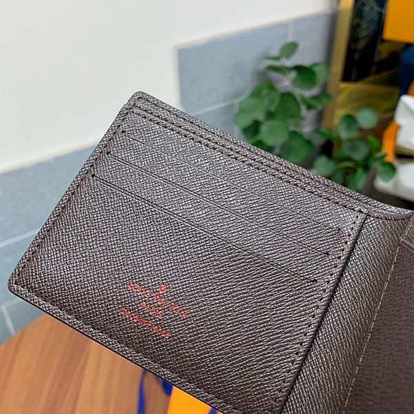 ルイヴィトン ポルトフォイユミュルティプル 財布 偽物 N60895代引きを販売