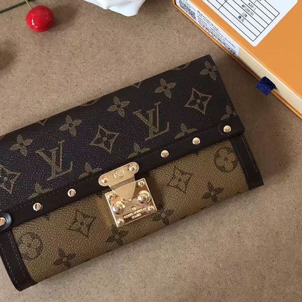 争奪戦 ルイヴィトン モノグラム 長財布 スーパーコピー vuj52517通販