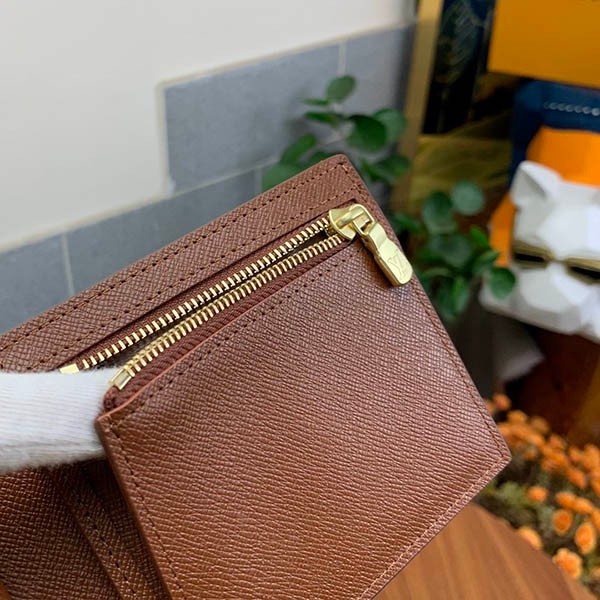 ルイヴィトン タイガ モノグラム  二つ折り財布 コピー vut43739品質保証