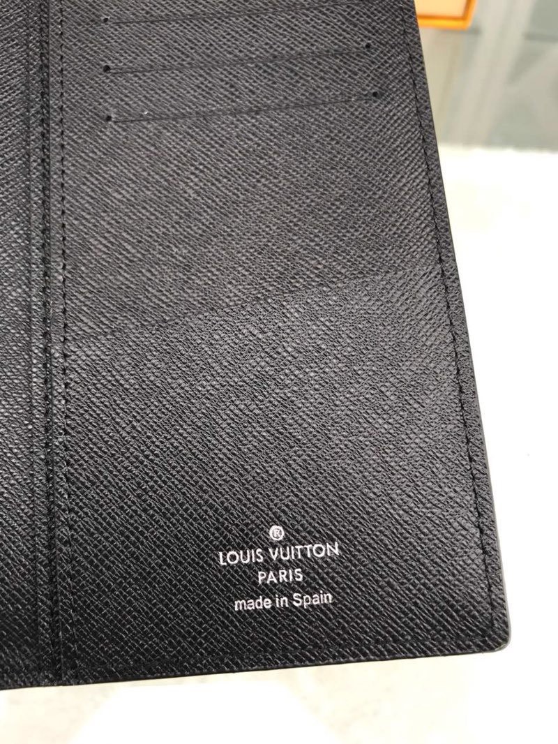 セール新作 シュプリーム ヴィトン 財布 コピー × シュプリーム PF. BRAZZA SP EPI Wallet 長財布 黒 vut86864 ポーチ 長財布 エピ最高級