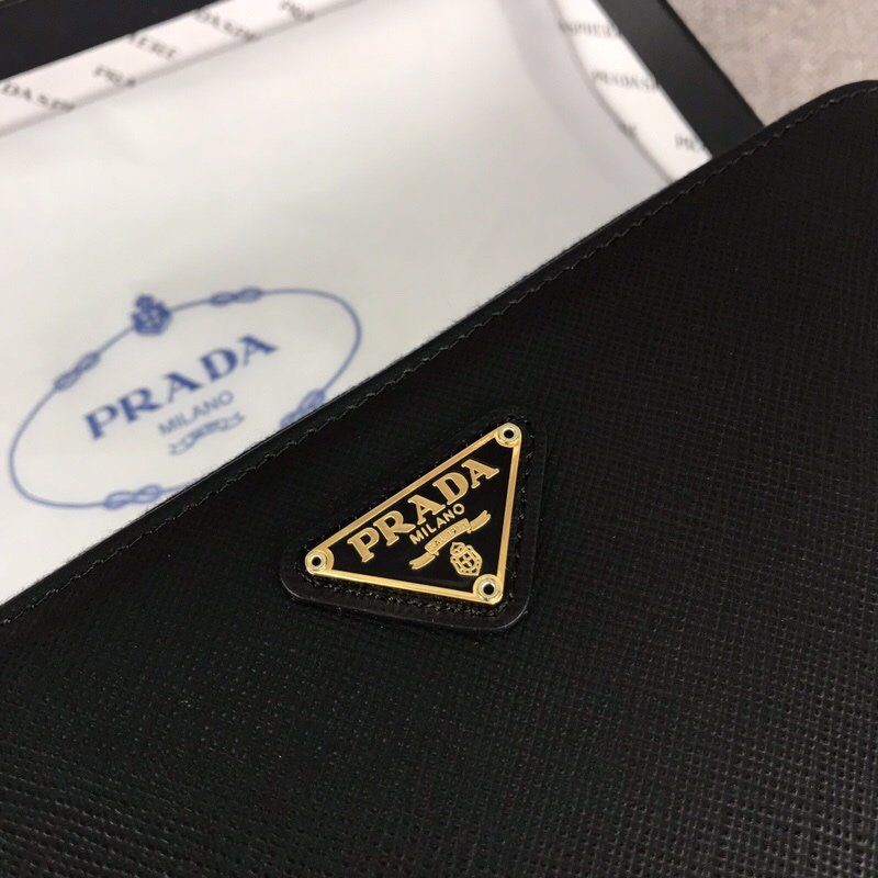 目を惹くカラー プラダ ファスナー付長財布 長財布 偽物 信用第一 puk13864高い品質