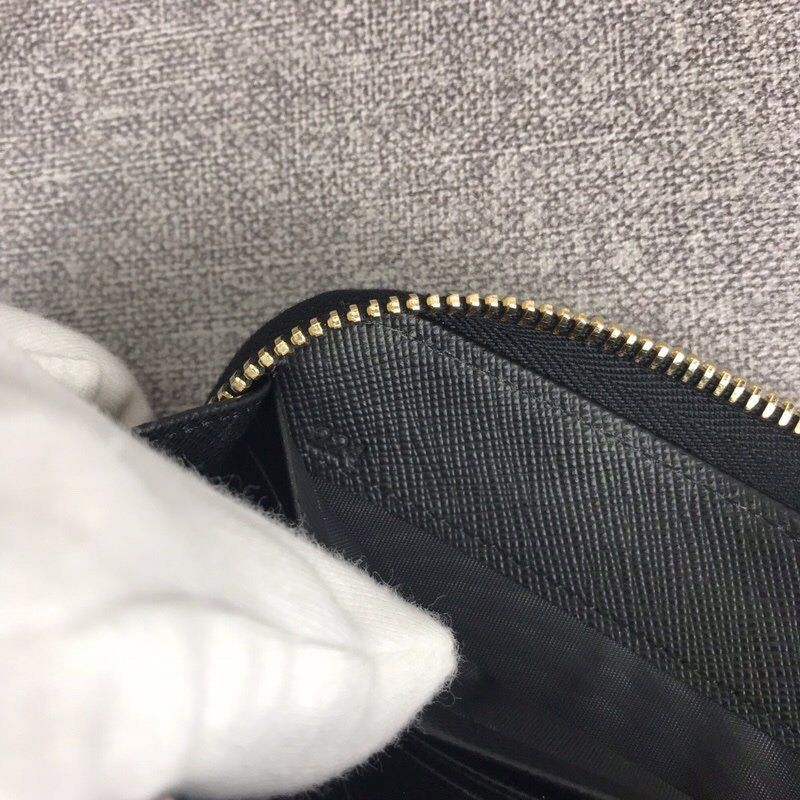 目を惹くカラー プラダ ファスナー付長財布 長財布 偽物 信用第一 puk13864品質保証