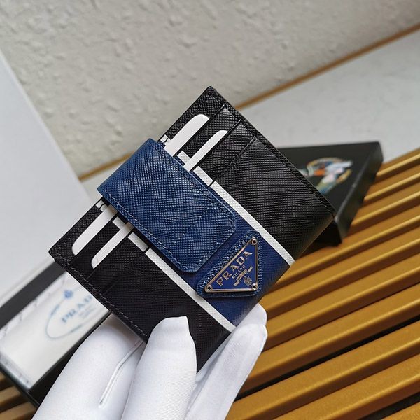 超希少！プラダ スムースレザー 折り財布 コピー 2色 pue62507激安通販サイト