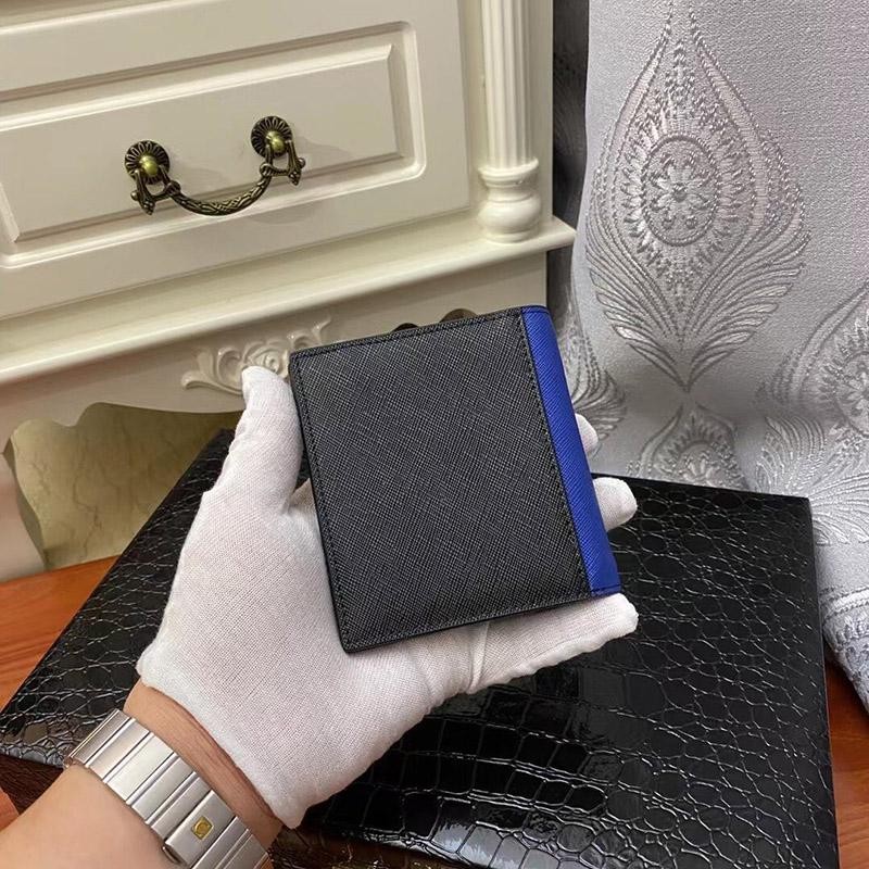 入手困難 プラダ レザー折りたたみ財布 スーパーコピーN級品 puf45960通販