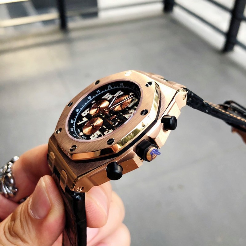 定番 オーデマピゲ ロイヤルオーク コピー オフショア クロノ アーノルド・シュワルツェネッガー 世界限定400本 26007BAOOD088CR01N級品