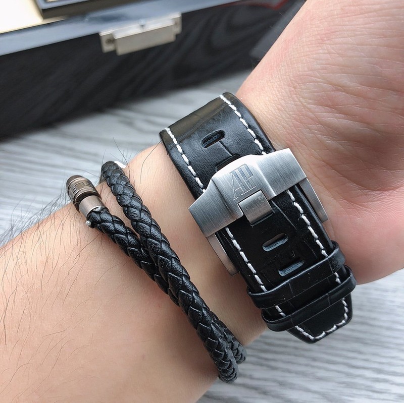 セール新作 オーデマピゲ 偽物 ロイヤルオーク オフショアクロノ Odz29837品質保証