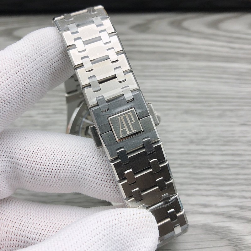 定番 オーデマピゲ スーパーコピー ロイヤルオーク メンズ 腕時計 自動巻き 41mm 26518STOO120ST01高い品質