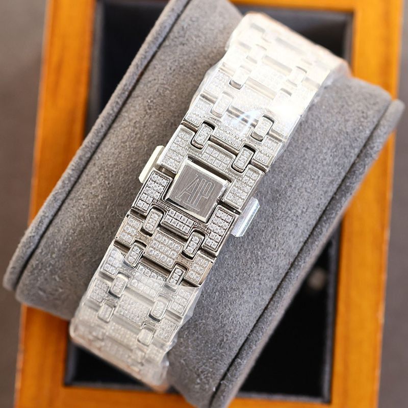 世界中で大人気♪オーデマ・ピゲ スーパーコピー ロイヤルオーク オートマティック40mm Oda39769代引きを販売