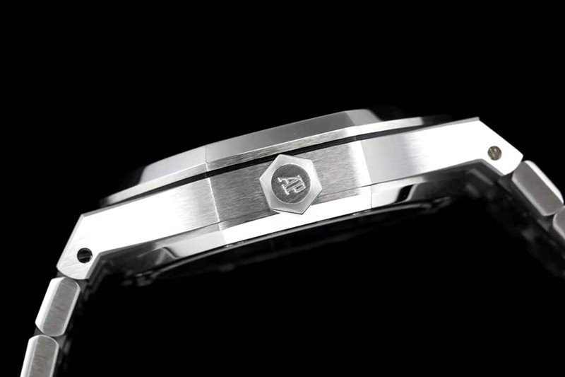 定番オーデマビゲ 偽物 ロイヤルオーク エクストラシン Odb53818最高級