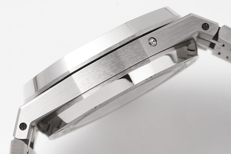 人気No1オーデマピゲ ロイヤルオーク 偽物 クロノ 41mm Odb89015N級品
