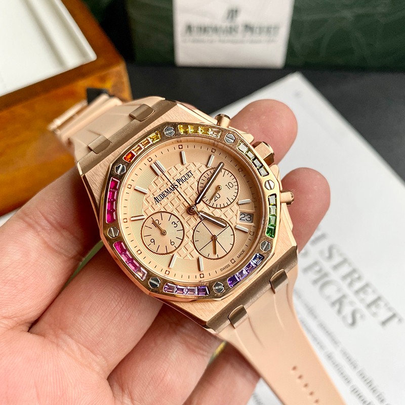 一目惚れ♪オーデマピゲ コピー 腕時計 ロイヤルオーク ダイヤモンド クロノ 37mm 26236OR.YY.D085CA.01通販