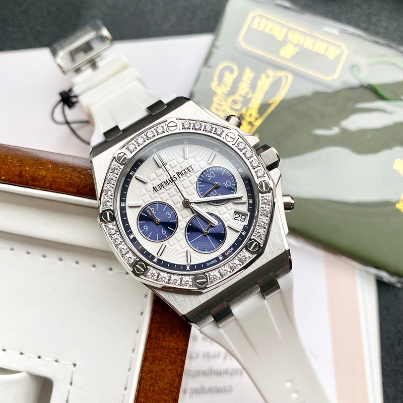 大人気！オーデマピゲ スーパーコピー ロイヤルオーク ダイヤモンド クロノ 37mm 26231ST.ZZ.D010CA.01激安送料無料