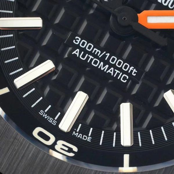 オーデマピゲ スーパーコピーロイヤルオーク オフショアダイバー フォージド・カーボン 42mm Odq18380人気