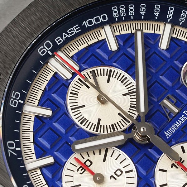 最新オーデマ ピゲ コピー ロイヤルオーク オフショアクロノ 42ｍｍ Ods13393高い品質