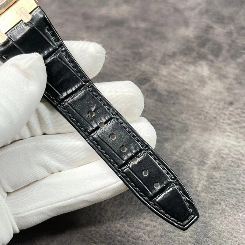 目を惹くカラーオーデマピゲ コピー ロイヤルオーク 41mm ブティック限定 Ody77241N級品