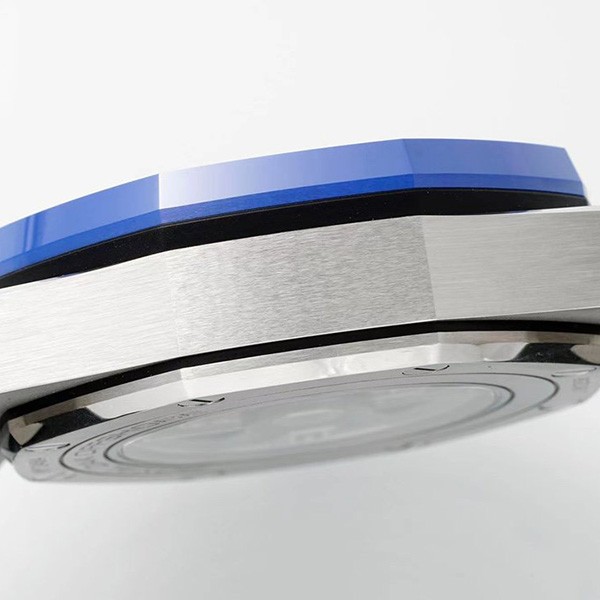 最高級オーデマ ピゲ 偽物 ロイヤルオーク オフショアクロノ 42ｍｍ Odz35743最高級