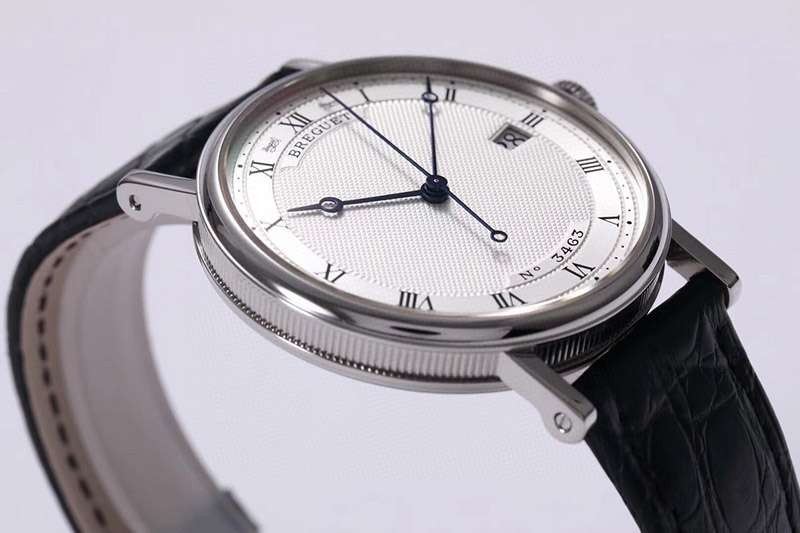 《大人気》ブレゲ クラシック 偽物 メンズ 38 mm 時計 buf30780最高級