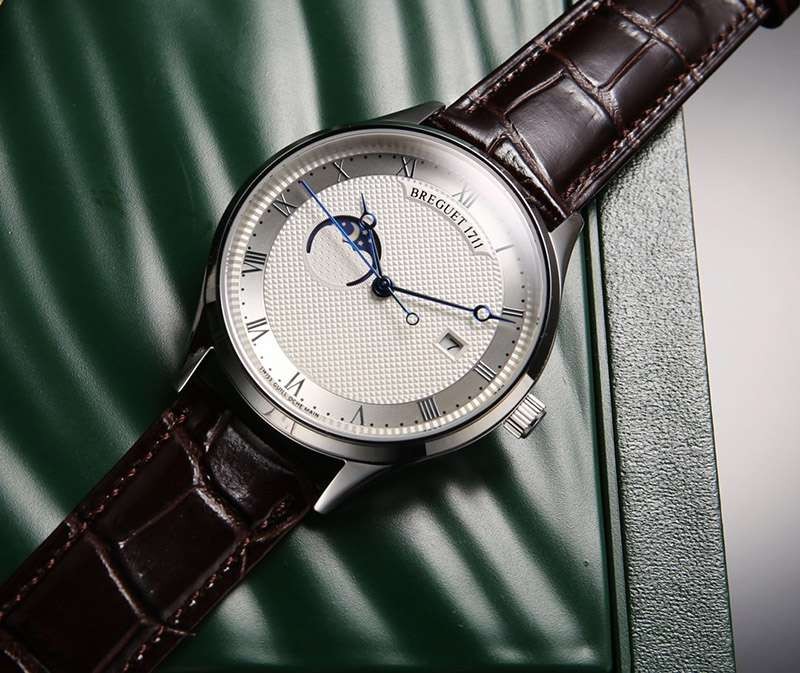 人気急上昇ブレゲ 偽物 クラシック メンズ 39 mm 時計 buw32718通販