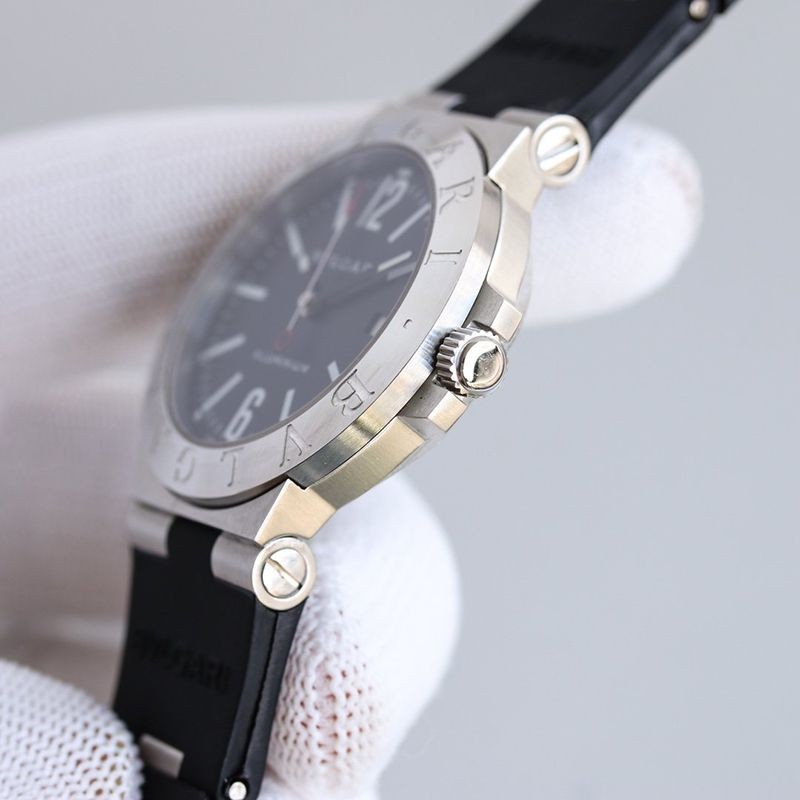 希少色ブルガリ 時計 スーパーコピー アルミニウムウォッチ 39mm 2色 Bug93251高い品質