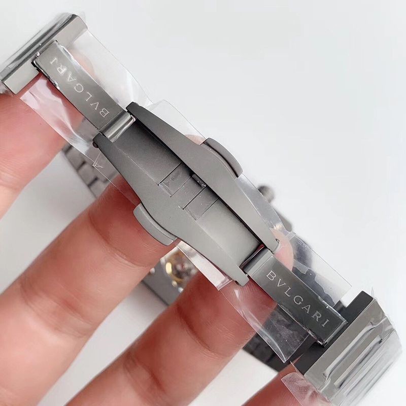 ブランドブルガリ コピー 時計 オクト ローマ 41mm Octo Roma Bum21422最高級