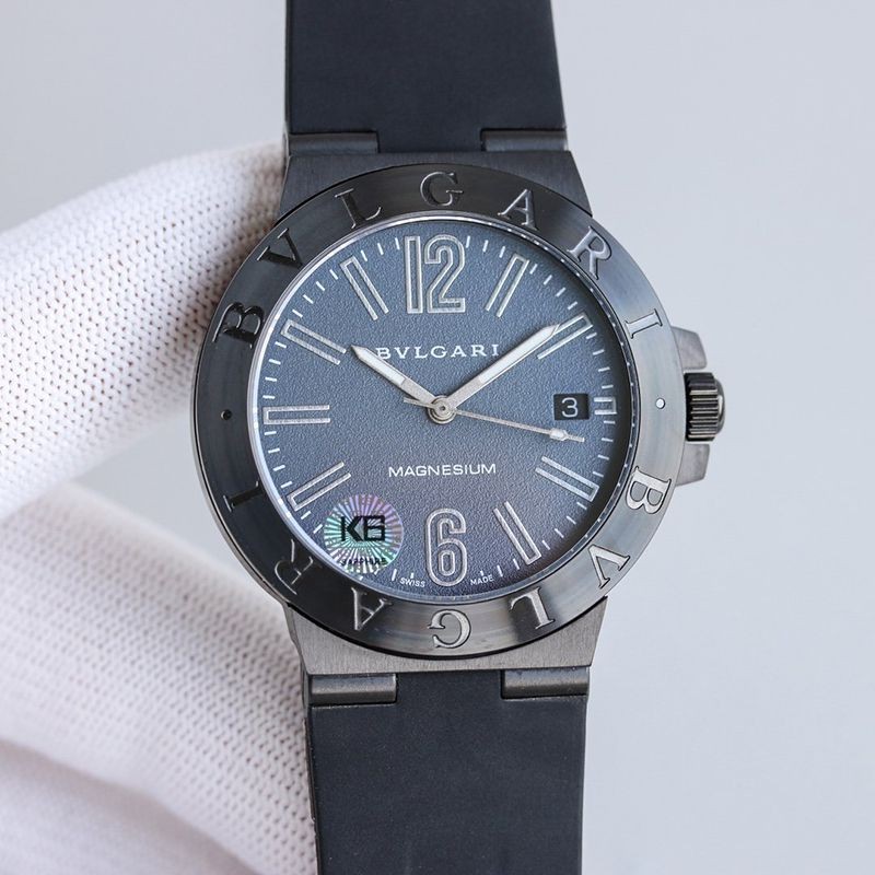 世界中で大人気♪ブルガリ 時計 スーパーコピー アルミニウムウォッチ 39mm 2色 Buu18937通販