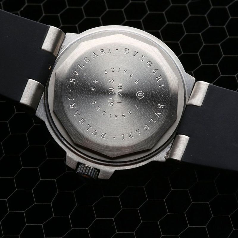 人気No1♪女子が選ぶ♪ブルガリ 時計 アルミニウムウォッチ 偽物 39mm Buu45096人気