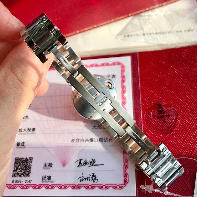 可愛いカルティエ 偽物 バロンブルー ２８ｍｍ W3BB0005人気