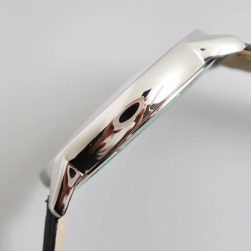 稀少カルティエ ロンドソロ XL 42 mm スーパーコピー kak93886最高級