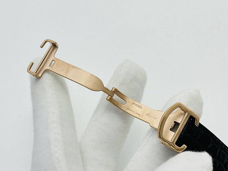 目を惹くカラーカルティエ タンクソロ コピー kal20280代引きを販売