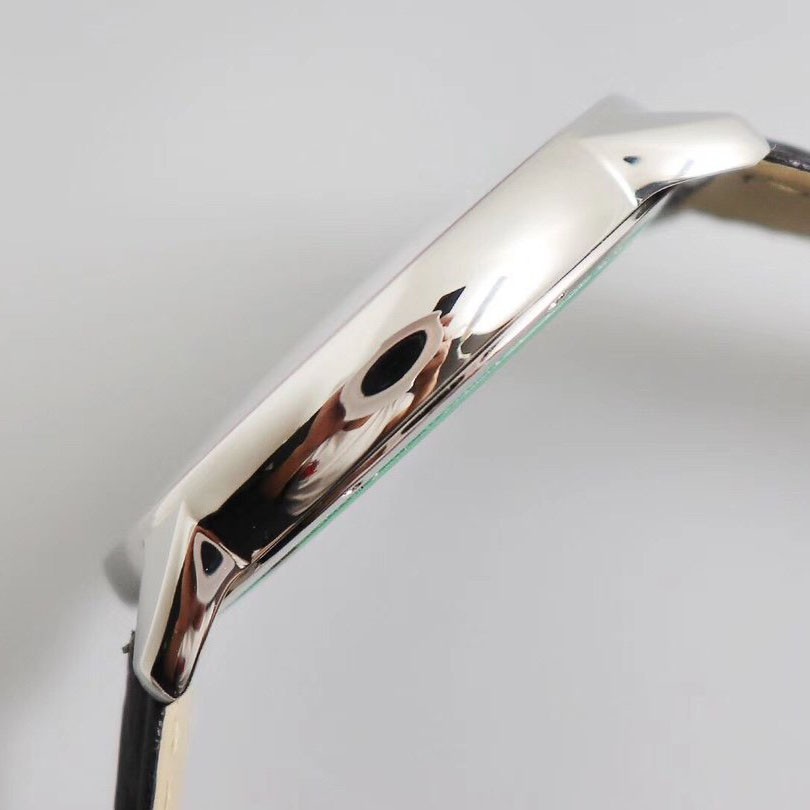 春夏新作カルティエ ロンドソロ XL 42 mm 偽物 kaq05465最高級