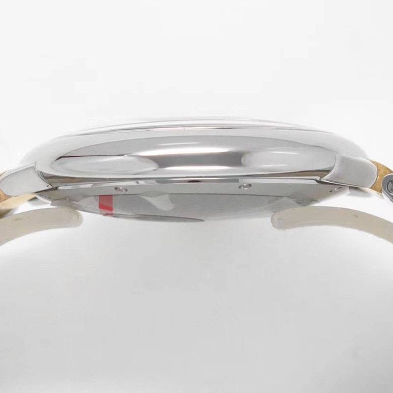 春もの新作カルティエ  バロンブルー42mm スーパーコピー kaq18023最高級
