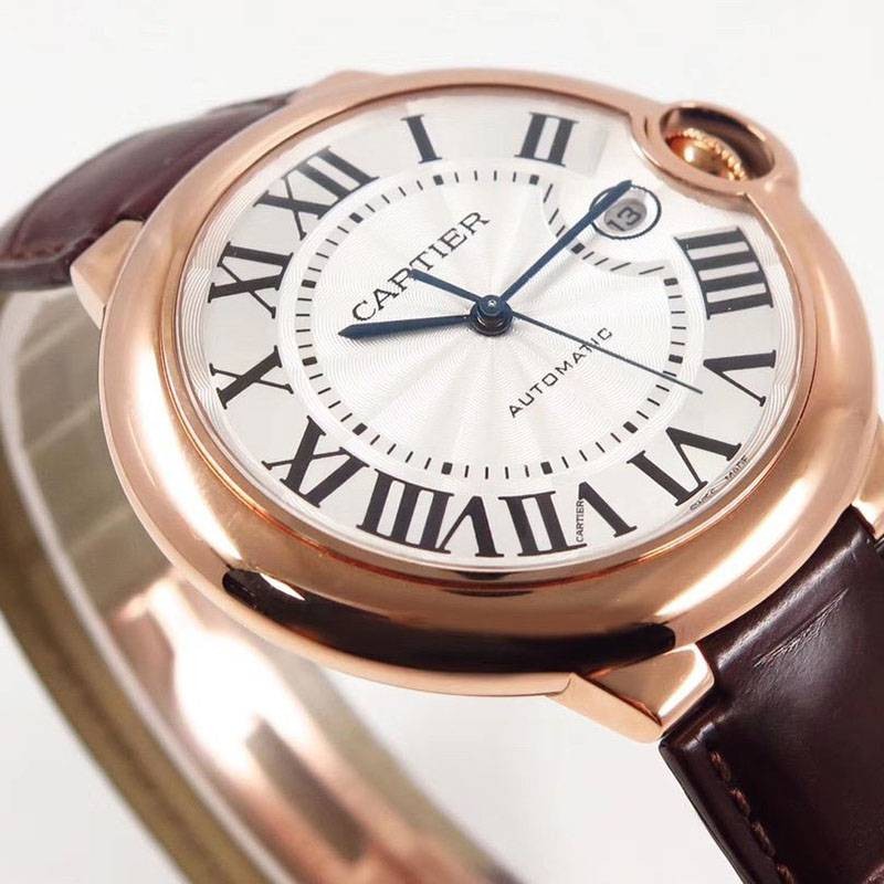 日本未入荷カルティエ  バロンブルー42mm 偽物 kaw33864人気