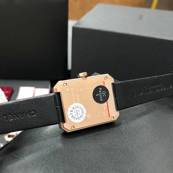 シャネル ボーイフレンド コピー ラージモデル ベージュゴールド キルティングパターンカーフスキン ストラップ H6589最高級